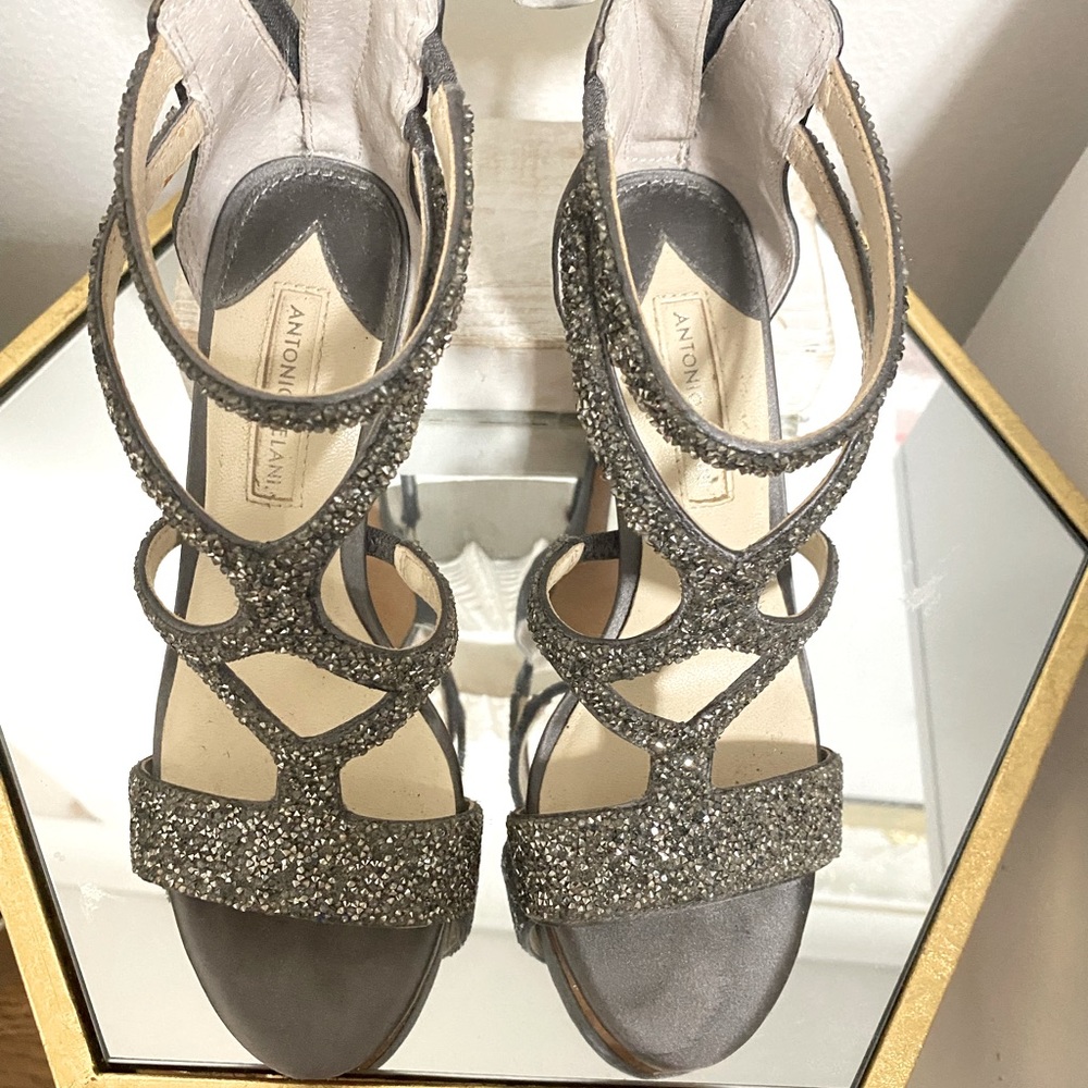 Antonio Melani heels